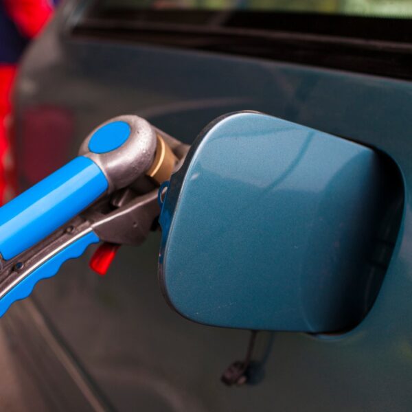 Kiedy Warto Rozważyć Montaż Instalacji LPG? Zalety i Wady