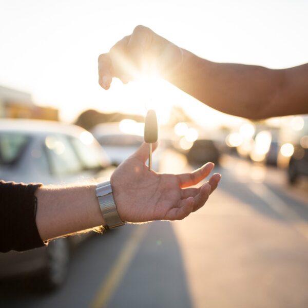 Jakie są korzyści z jazdy defensywnej i jak ją praktykować?