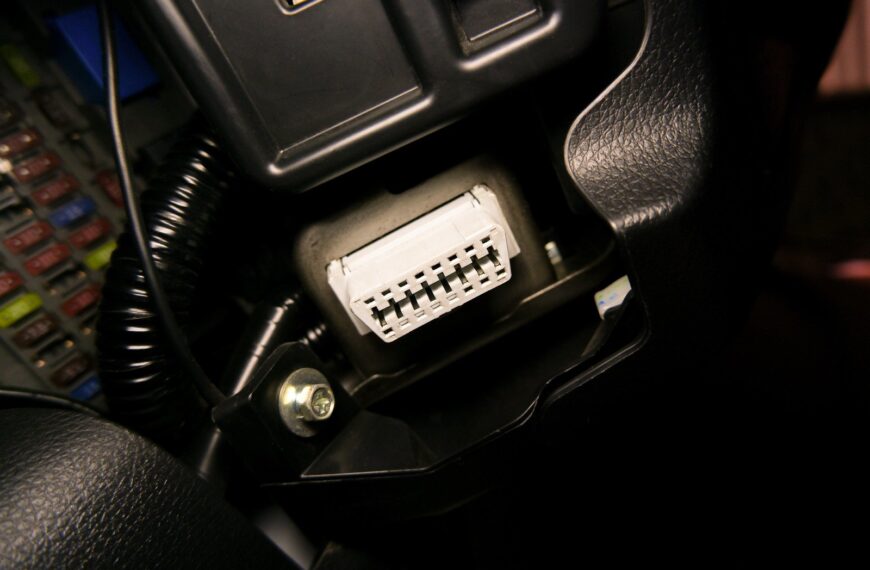 Akustyczna diagnostyka auta: Jak rozpoznać usterki po dźwiękach?