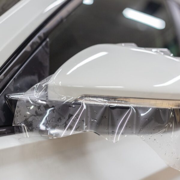 Jak chronić lakier samochodu przed działaniem promieni UV?